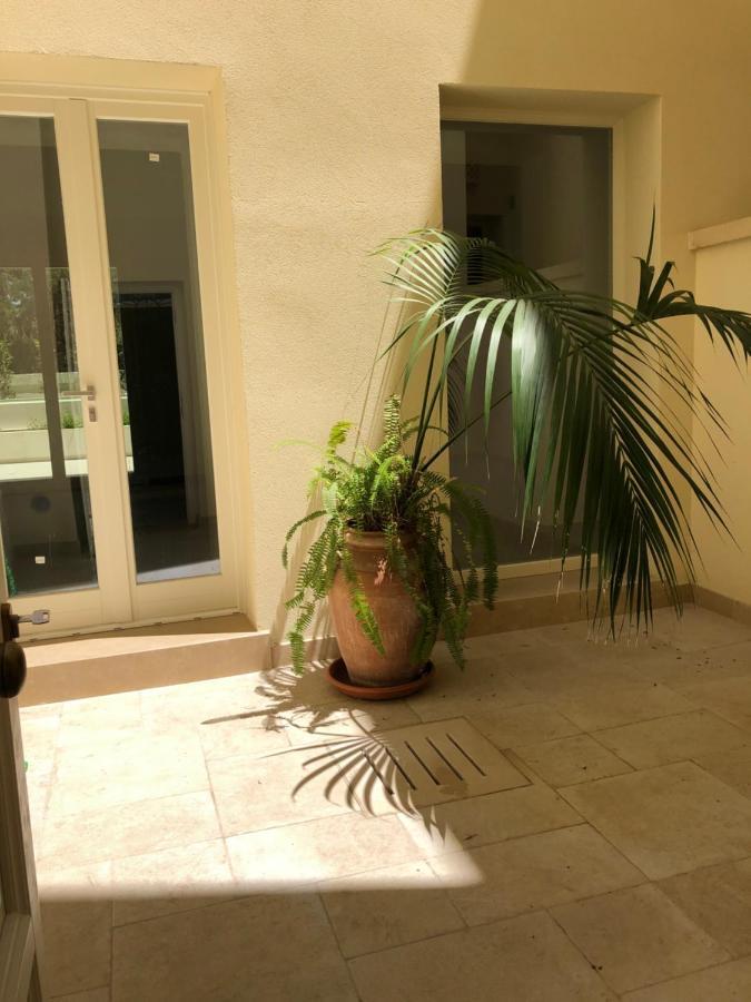 Carlo V - Con Piscina E Giardino Privati Apartment Lecce Exterior photo