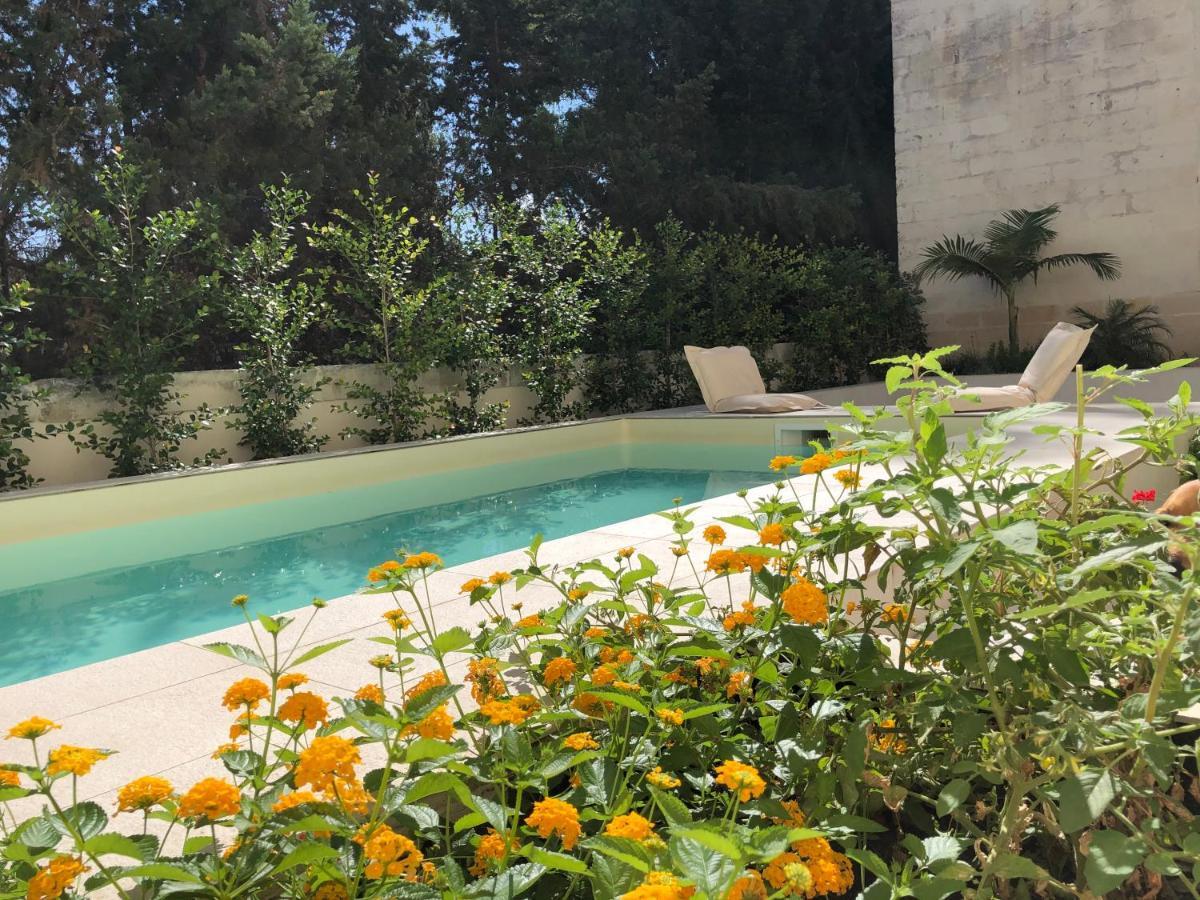 Carlo V - Con Piscina E Giardino Privati Apartment Lecce Exterior photo