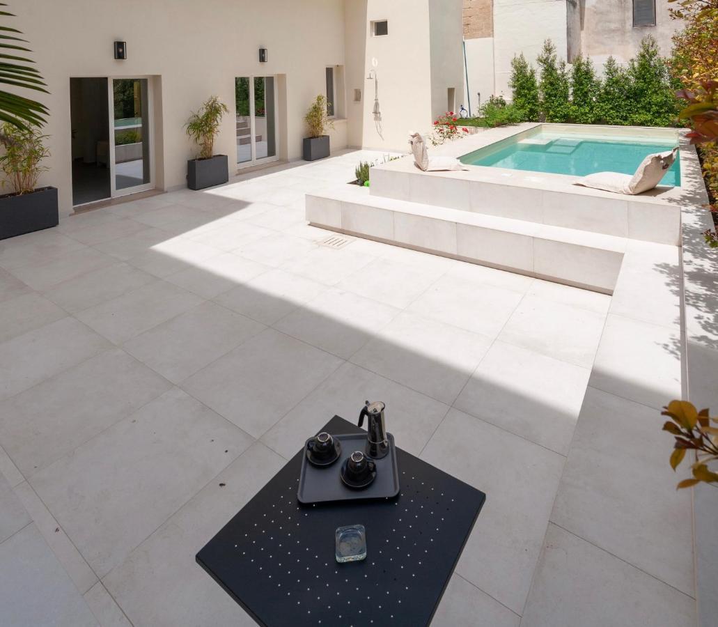 Carlo V - Con Piscina E Giardino Privati Apartment Lecce Exterior photo