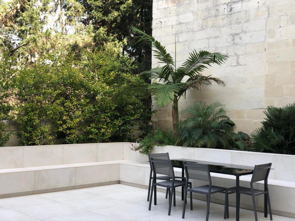 Carlo V - Con Piscina E Giardino Privati Apartment Lecce Exterior photo